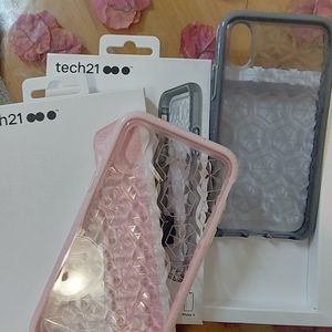 2 case Tech21 phone case black & pink